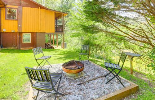 Marshall House | Peaceful Mars Hill Home with Porch and Mountain Views