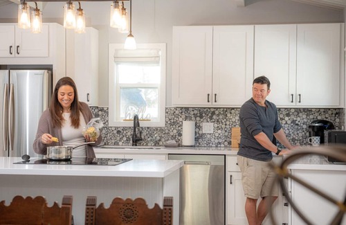 Flagstaff House | Peaceful Modern Farmhouse in the Woods
