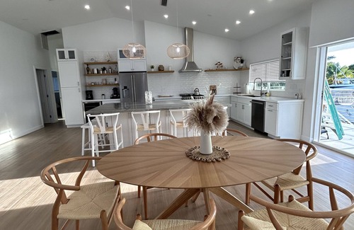 Summerland Key House | PEACEFUL PARADISE DEEP WATER CANAL! MINUTES TO OCEAN nFishing and Lobster season