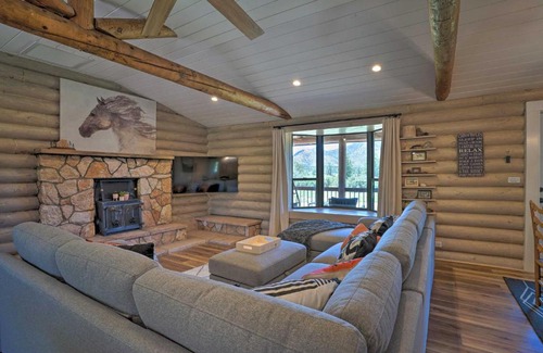 Williamson House | Peaceful Prescott Cabin about 11 Mi to Downtown!