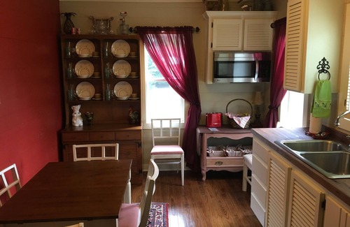 Iberia Parish Cottage | Peaceful, Private Cottages On Bayou Teche