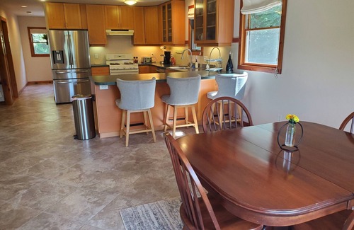 Pittsboro House | Peaceful, Private Treehouse on Terell's Creek