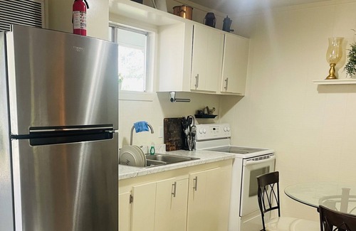 Folsom House | Peaceful, quaint, cozy stay