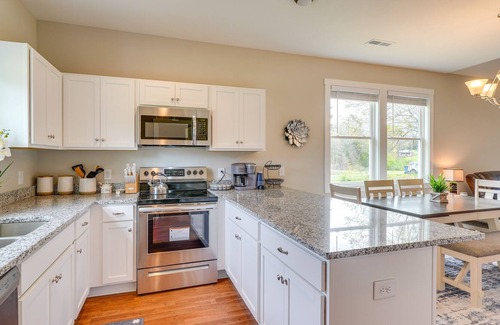 Ramseur House | Peaceful Ramseur Retreat w/ Spacious Yard!