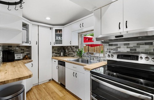 Croissant Park House | Peaceful Sanctuary in heart of FTL