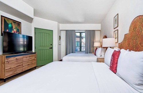 Los Gatos House | Peaceful Unit with Outdoor Pool, Balcony Free Parking in California