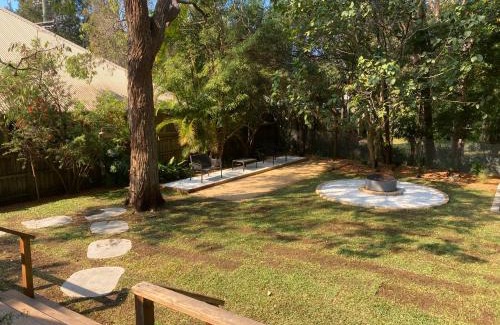 Pearl Beach House | Pearl Beach Semi - 2 min to sand & sea - Wattle