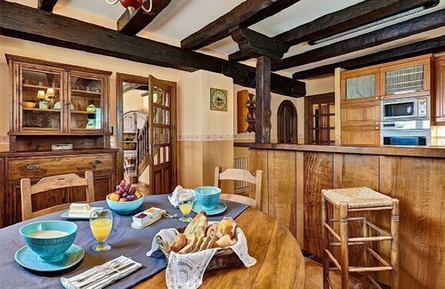 Ultzama Cottage | Pedronea House for 14 people