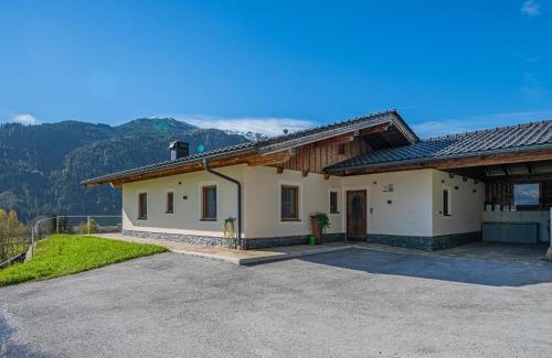 Schonbach House | Peilberg