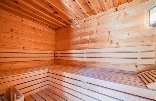 Schonbach House | Peilberg