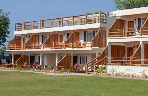 Dangriga Hotel | Pelican Beach Resorts Dangriga