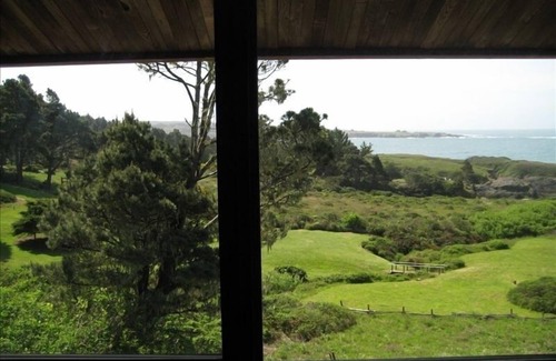 Mendocino House | Pelican Point, Dramatic Ocean & Coast Views, Spa, Next to Town