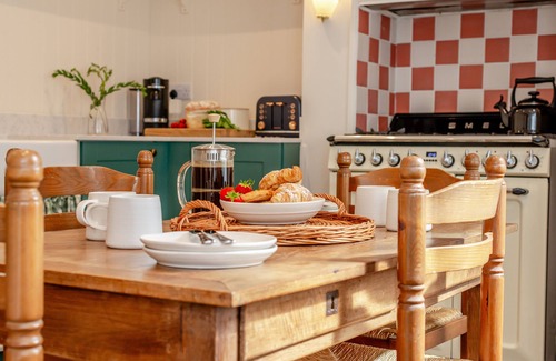 Wadebridge House | Penjoly - Four Bedroom House, Sleeps 6