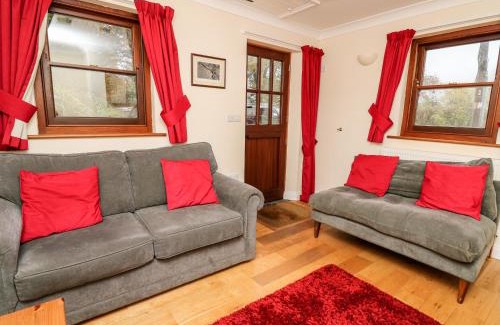Capel Bangor House | Penlon