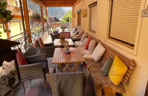 Viehhofen House | Pension Embacher