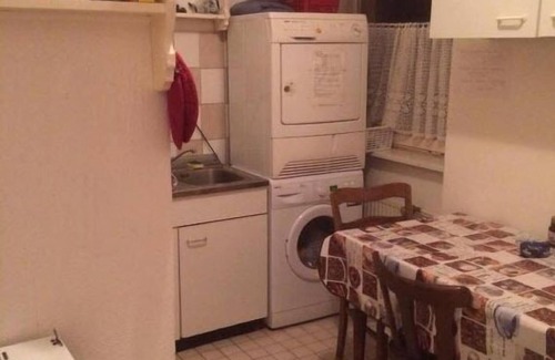 Weil am Rhein House | Pension Lefebvre