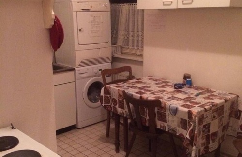 Weil am Rhein House | Pension Lefebvre