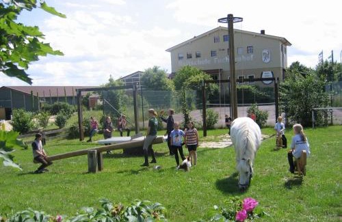 Seebarn House | Pension & Reitschule Fuchsenhof