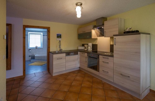 Bad Brambach Apartment | Pension 'Schmidt' with Lake View, Private Terrace and Wi-Fi