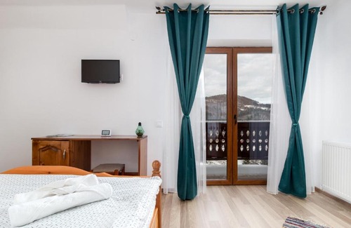 Vidra Villa | Pensiunea Cascada