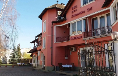Tirgu Mures Bed & Breakfast | Pensiunea Curtea Bavareza