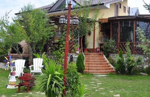 Mahmudia House | Pensiunea Delta D.M.Y.
