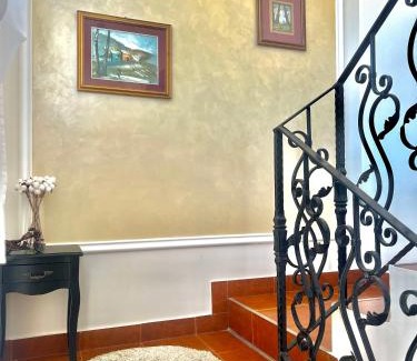 Surdesti House | Pensiunea La Meleta