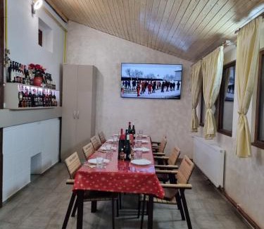 Balesti House | Pensiunea Rares