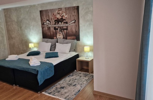 Scheia House | Pensiunea Santa Fe