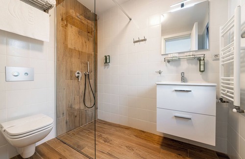 Sulina House | Pensiunea Terrablue