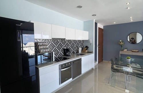 Zazil-ha Condo | Penthouse 2 mins to Beach with private pool and rooftop!