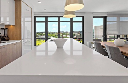 Shaw Bed & Breakfast | Penthouse | Downtown | Capitol Views | Luxury