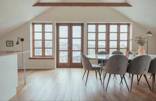 Torshavn Apartment | Penthouse Downtown with 4 bedrooms and Harbour View