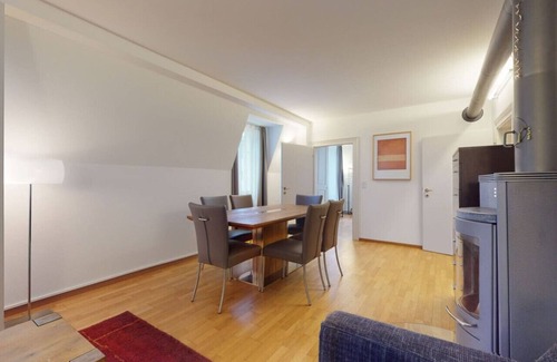 Muhlebach Apartment | Penthouse flat in the city center/near lake (SF18)