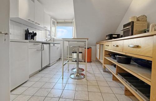 Nuertingen Apartment | Penthouse in Nürtingen Platz für 14 Gäste