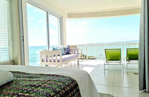 Gordons Bay Central Apartment | Penthouse on the beach, Jacuzzi with 3 bedrooms