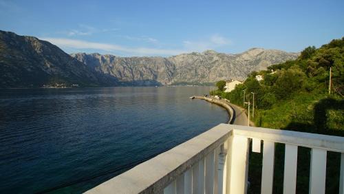 Donji Stoliv Apartment | PENTHOUSE STOLIV Villa located 5 meters from the sea SPA-Pool Exclusive Terrace,Private Jetty Sunbeds, Pebble Beach, Secluded location Total area 375m2 at your disposal
