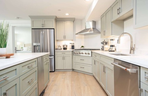 Plymouth Cultural District Apartment | Penthouse with Private Roofdeck on Plymouth Harbor