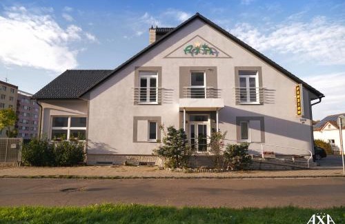 Hradec Kralove House | Penzion Axa
