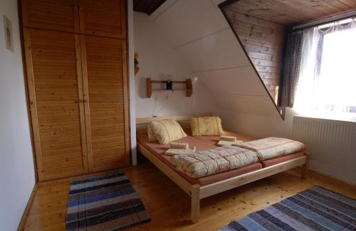 Hracholusky Apartment | Penzion Dvůr