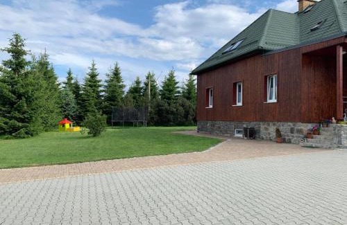 Kliny House | Penzion Hájovna