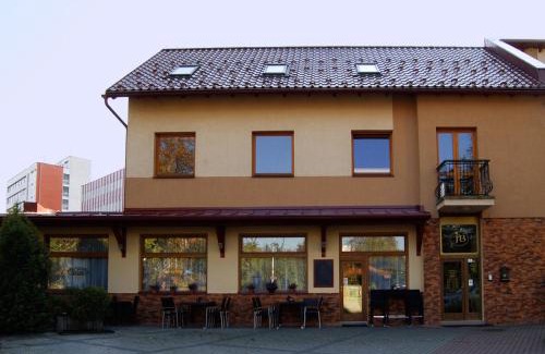 Radvan House | Penzion Majak