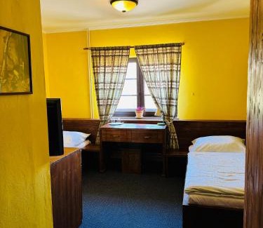 Velky Ujezd Hotel | Penzion Myslivna