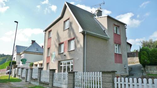 Holin House | Penzion Prachov