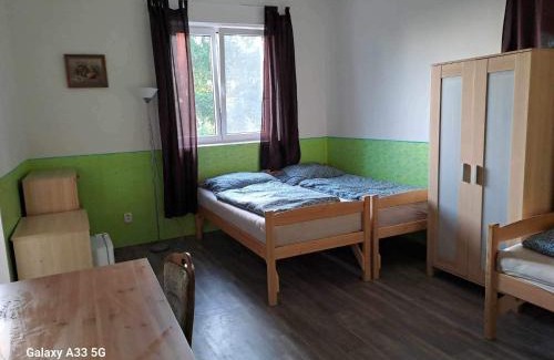 Okrouhlé Hradiště House | Penzion U jezera
