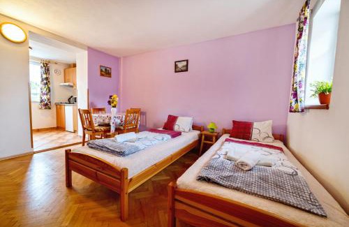 Mikulcice House | Penzion U Kostela