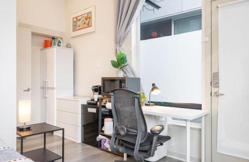 Fremont Apartment | Perch - The Canal 9B