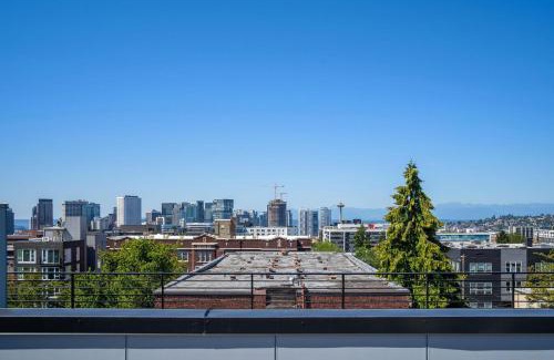 Broadway House | Perch - Urban Reflection 13