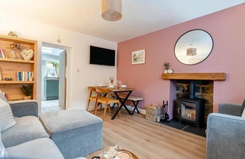 Castleton House | Percy's Cottage