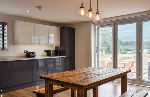 Ammanford Cottage | Perfect for a relaxing break away and to explore the beautiful Brecon Beacons.